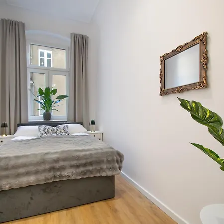 Vintage Grey Mtp Sala Ziemi Stare Zoo * Poznan